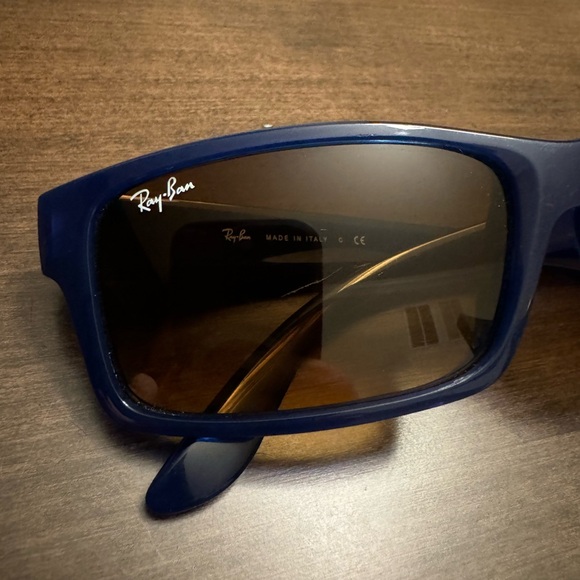 Ray Ban Sunglasses - Picture 5 of 5
